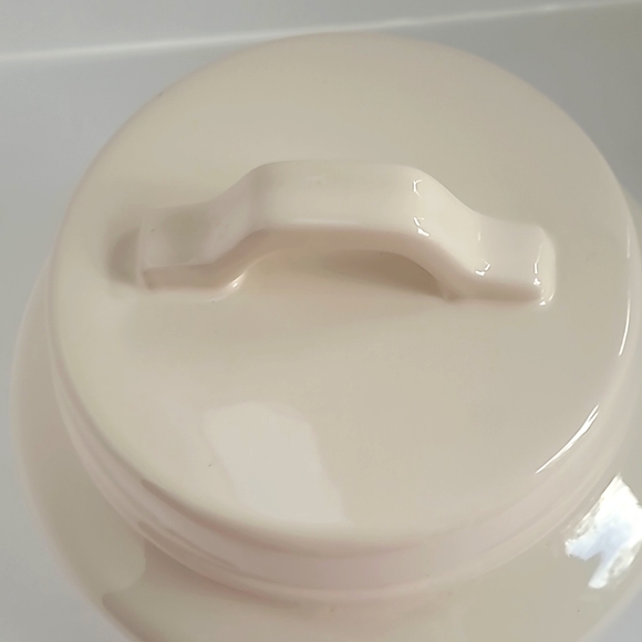 Rae Dunn 🍪 Cookie Jar - Picture 3 of 8